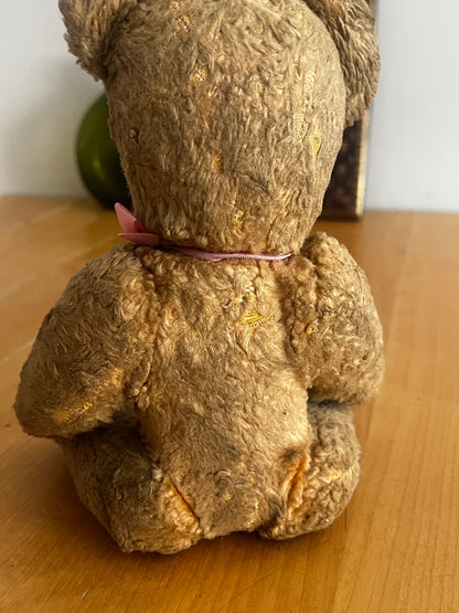 古いぬいぐるみ