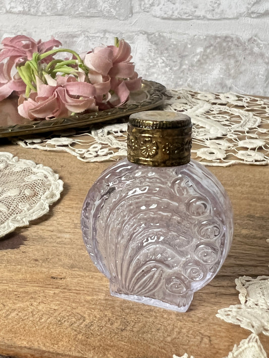 ★古い小瓶(ラヴェンダー)