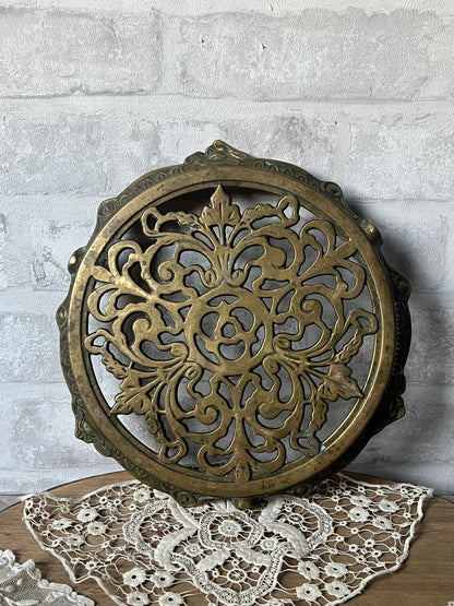 ★真鍮製鍋敷き