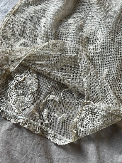 チュールレースクッションケース