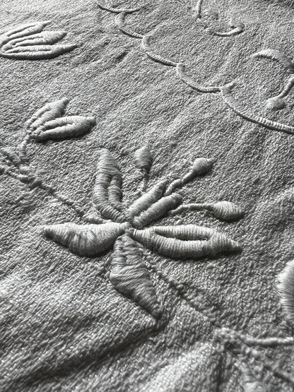 白刺繍ランジェリーサック