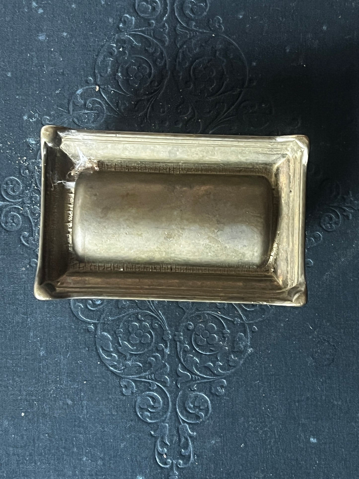 ★真鍮製切手入れ