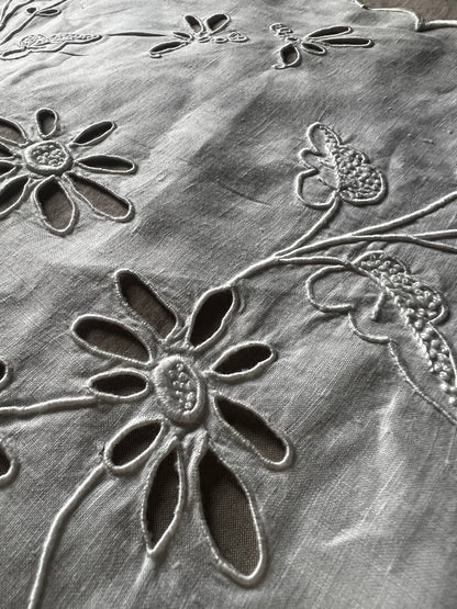 カットワーククロス