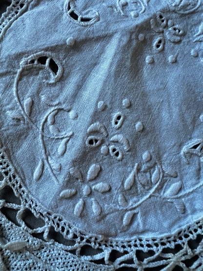 ★アンティークレース・刺繍セット