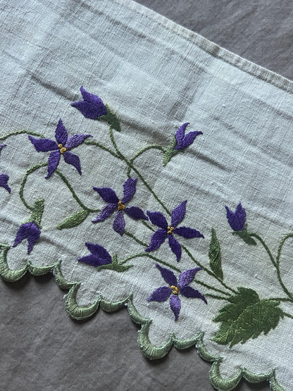 刺繍飾り布
