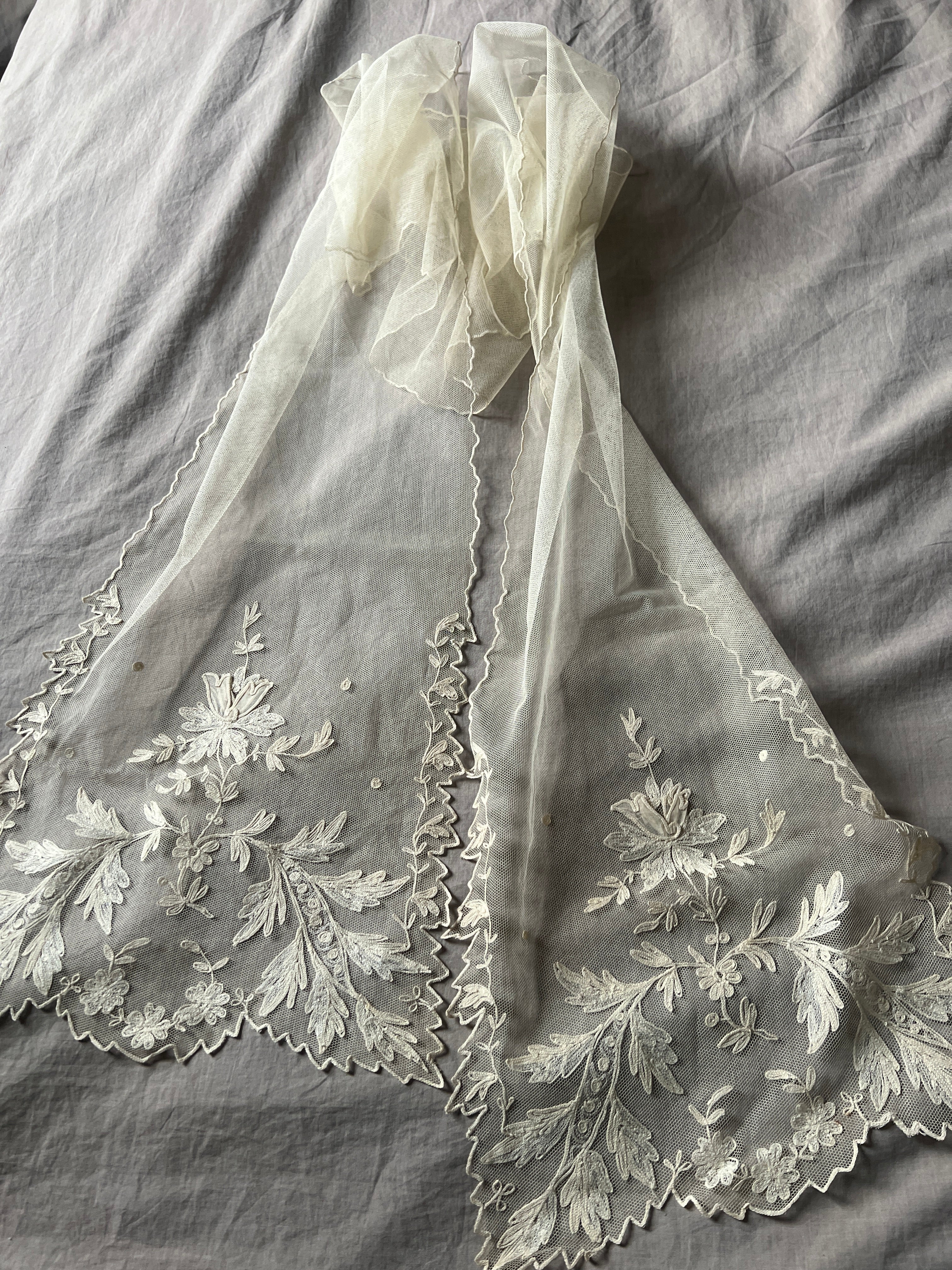 アンティークレース – France Antique 銀色アンティーク