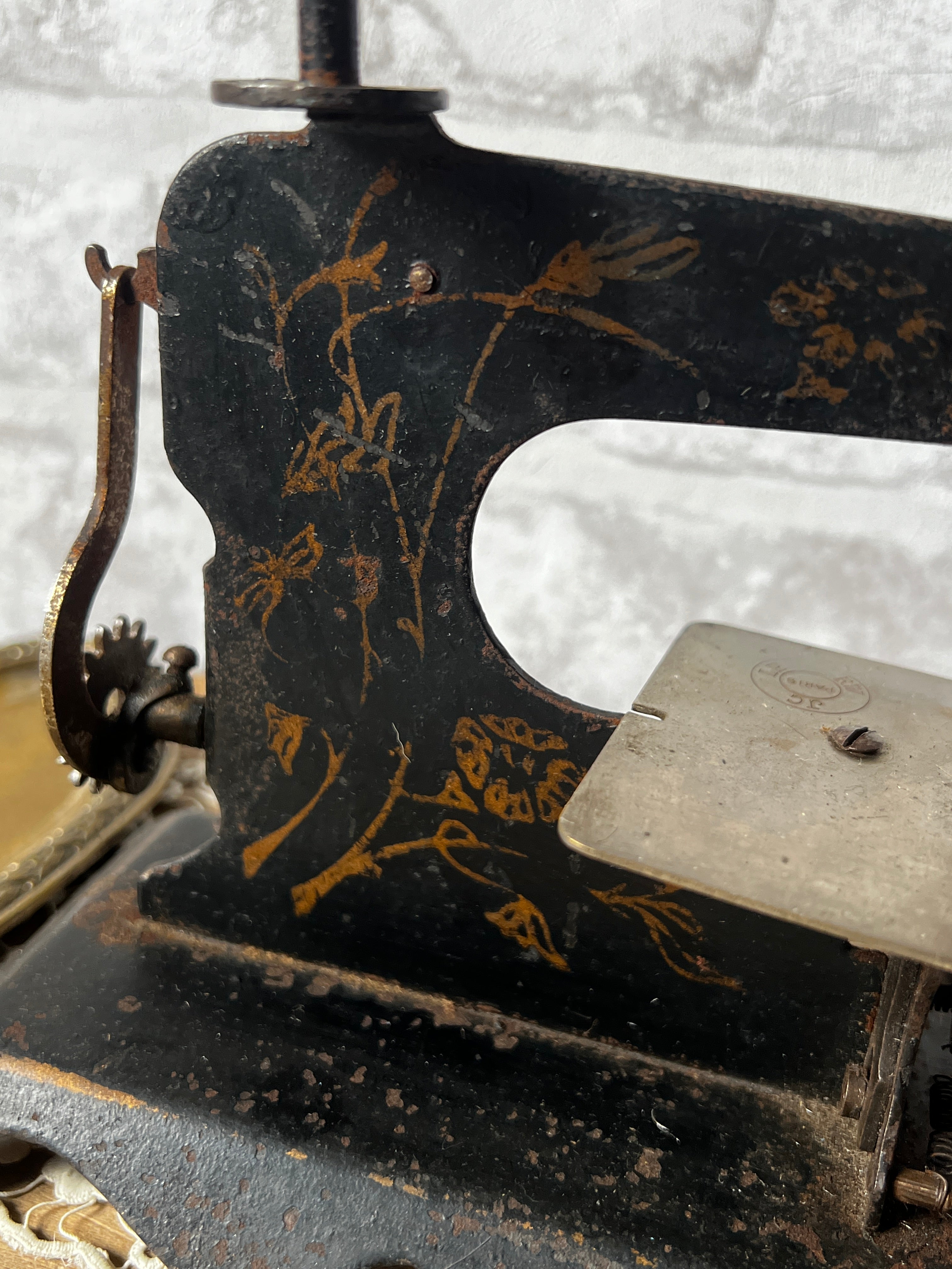 アンティークトイミシン – France Antique 銀色アンティーク