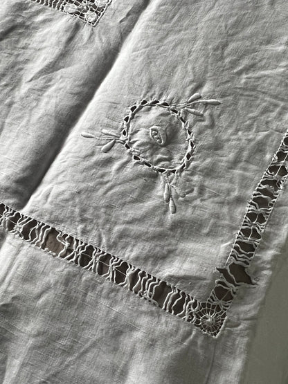 白刺繍大判クロス(ダメージ)