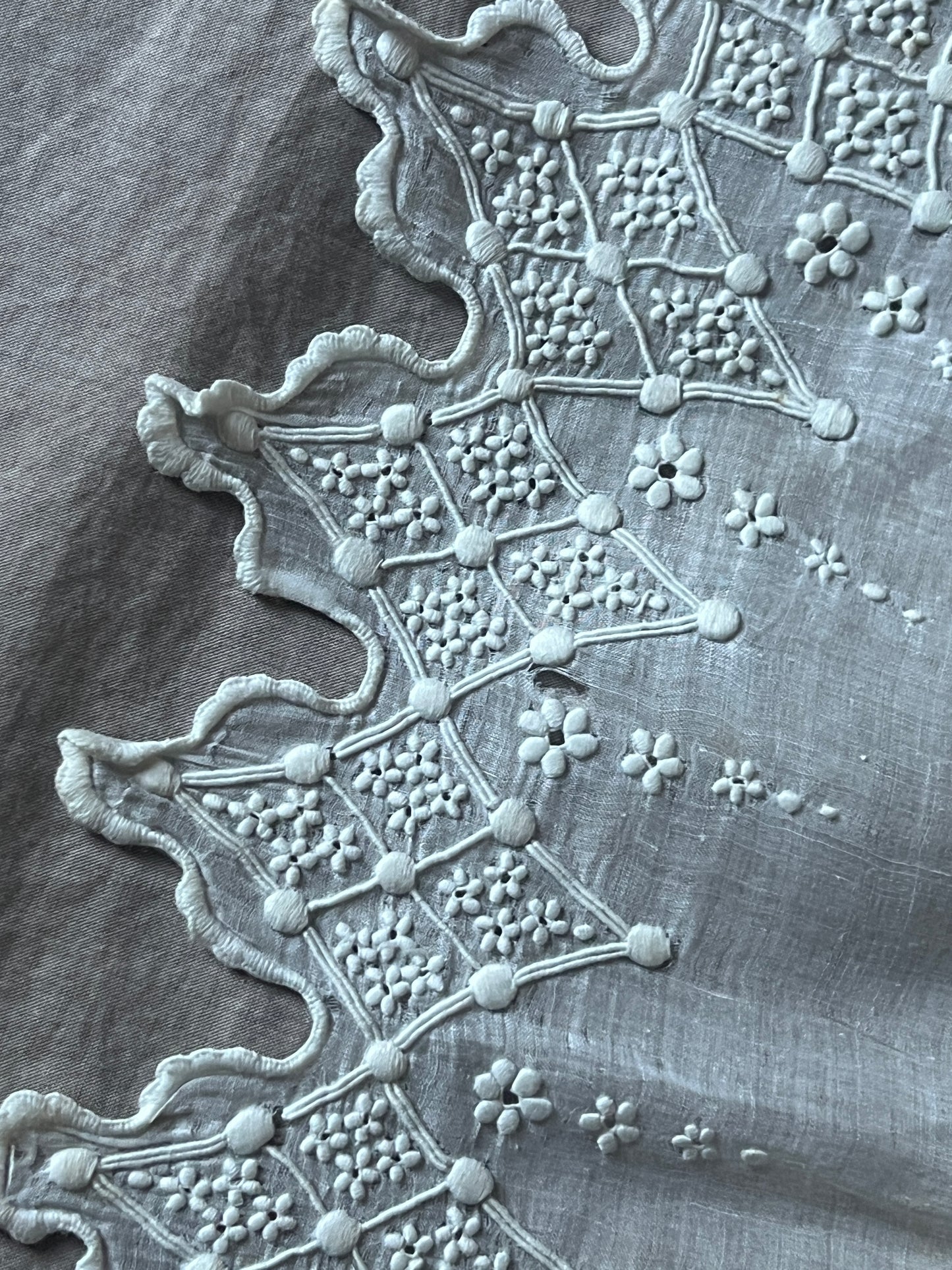 白刺繍婚礼用ハンカチ