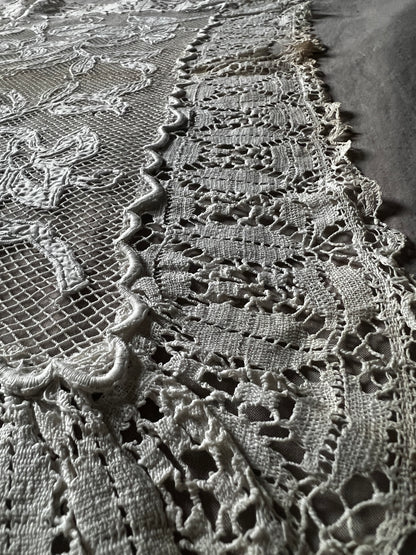 ★アンティークレース飾り布