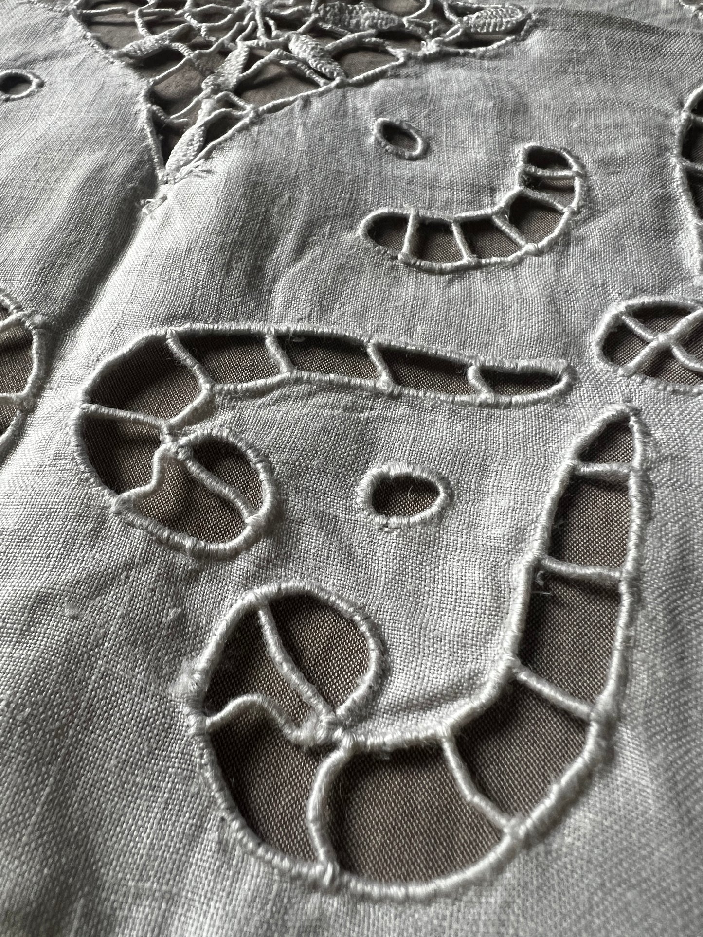 カットワーククロス