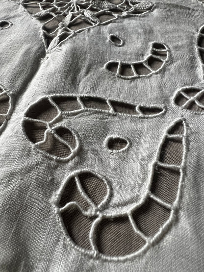 カットワーククロス