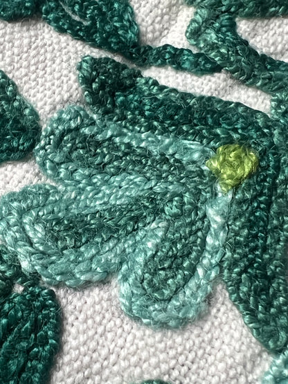 ★コルネリー刺繍の大判クロス