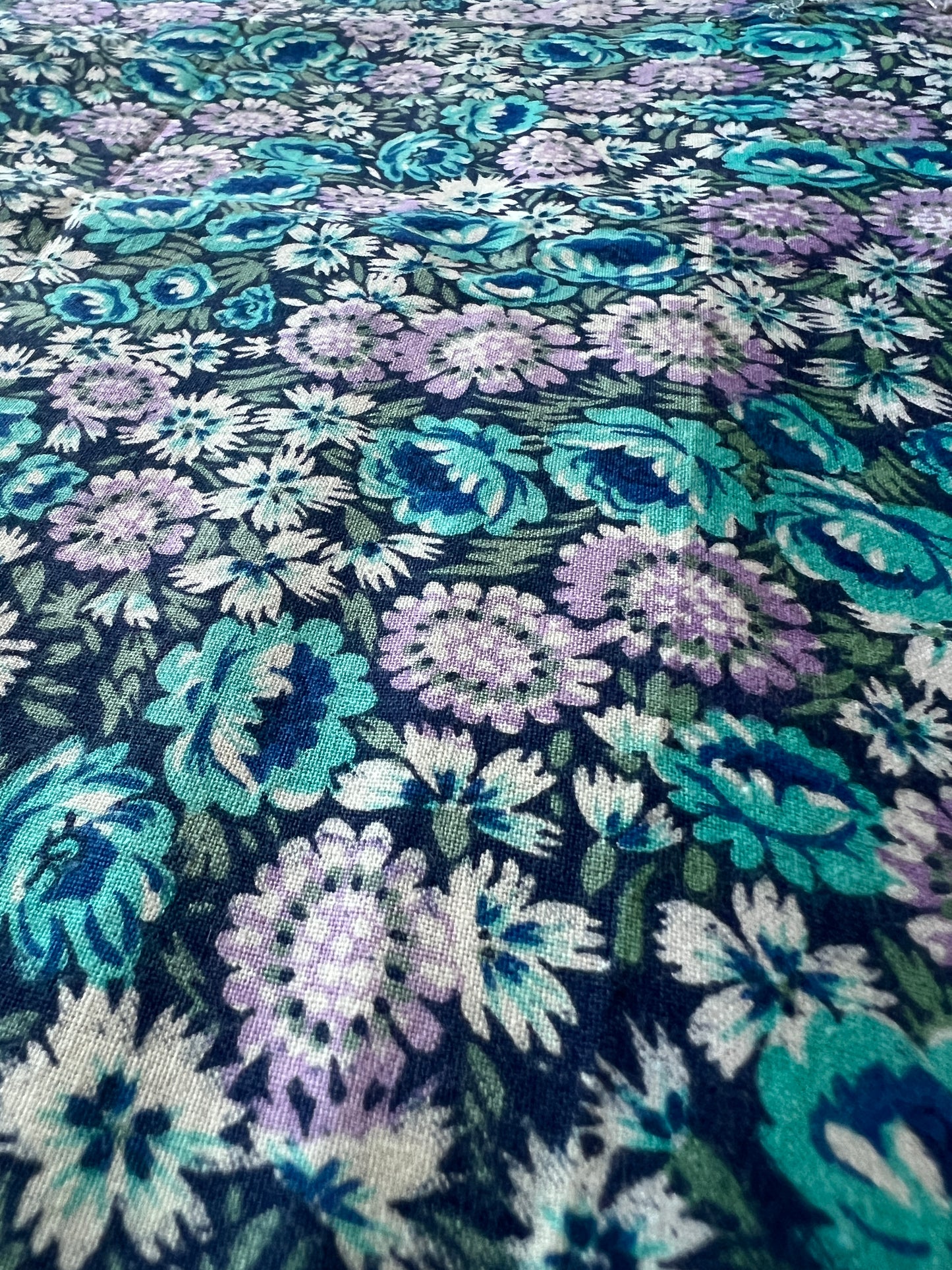 ビンテージプリント端布