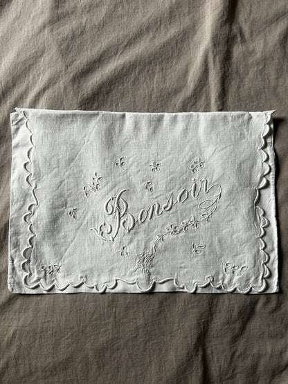 ★刺繍のランジェリーサック(Bonsoir)