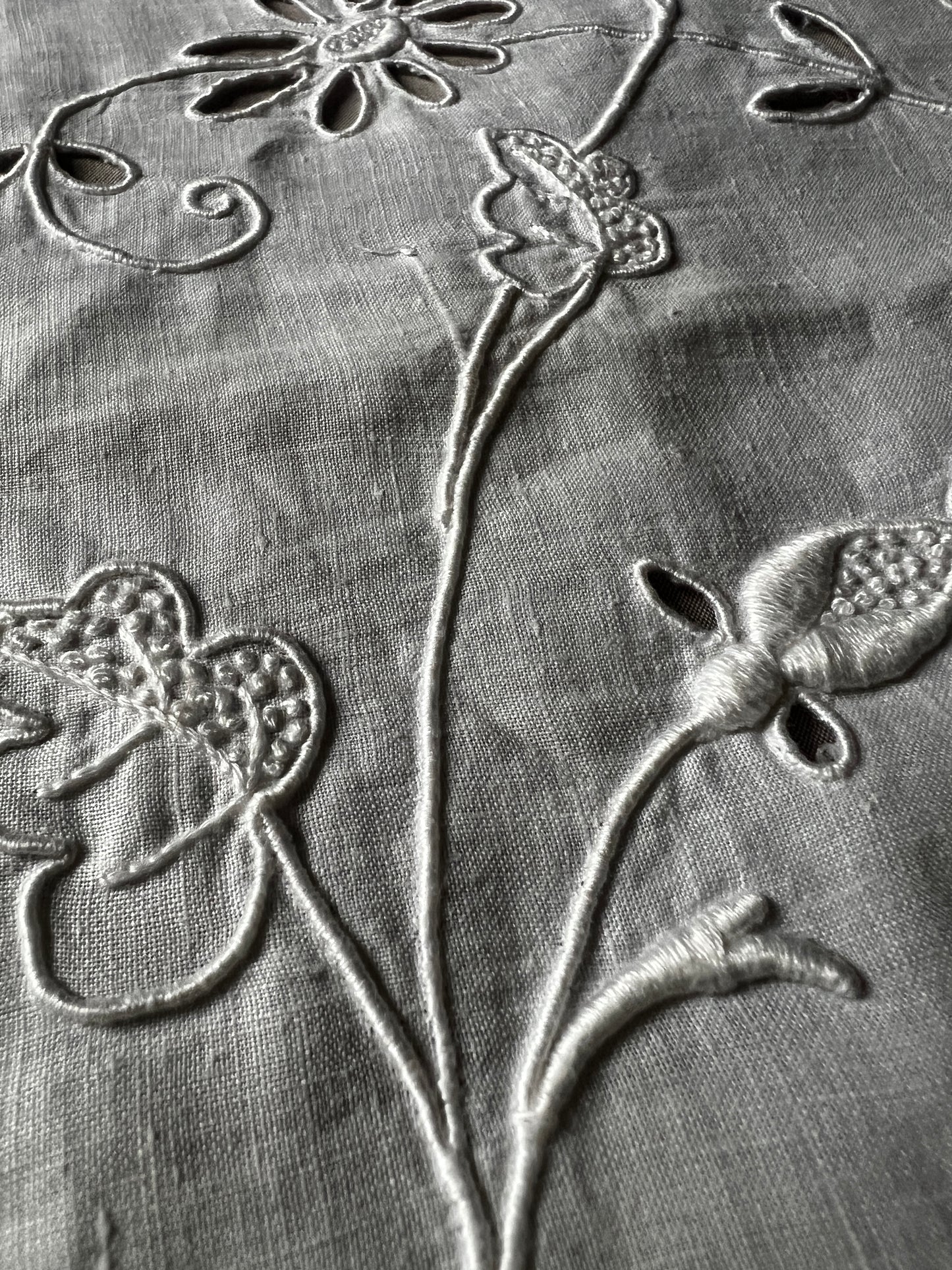 カットワーククロス