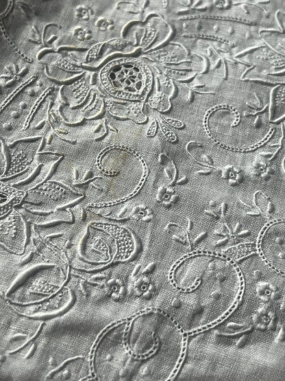 ★刺繍ハンカチ