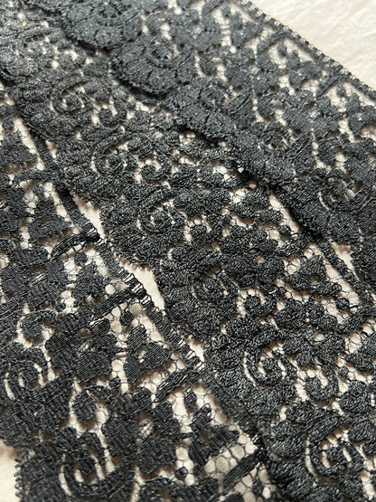 アンティーク黒レース