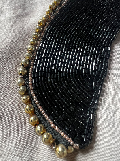 ビーズ刺繍の飾り襟(黒)