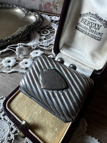 メタル製ミニケース