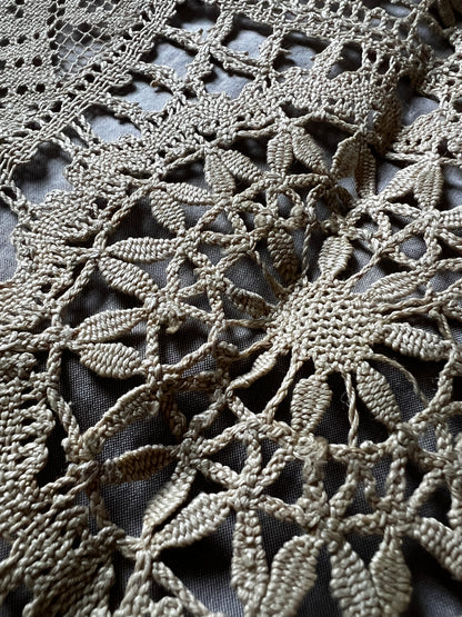 ★ボビンレースのミニカーテンセット