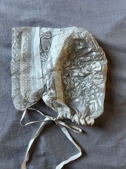 刺繍のベビーボネ