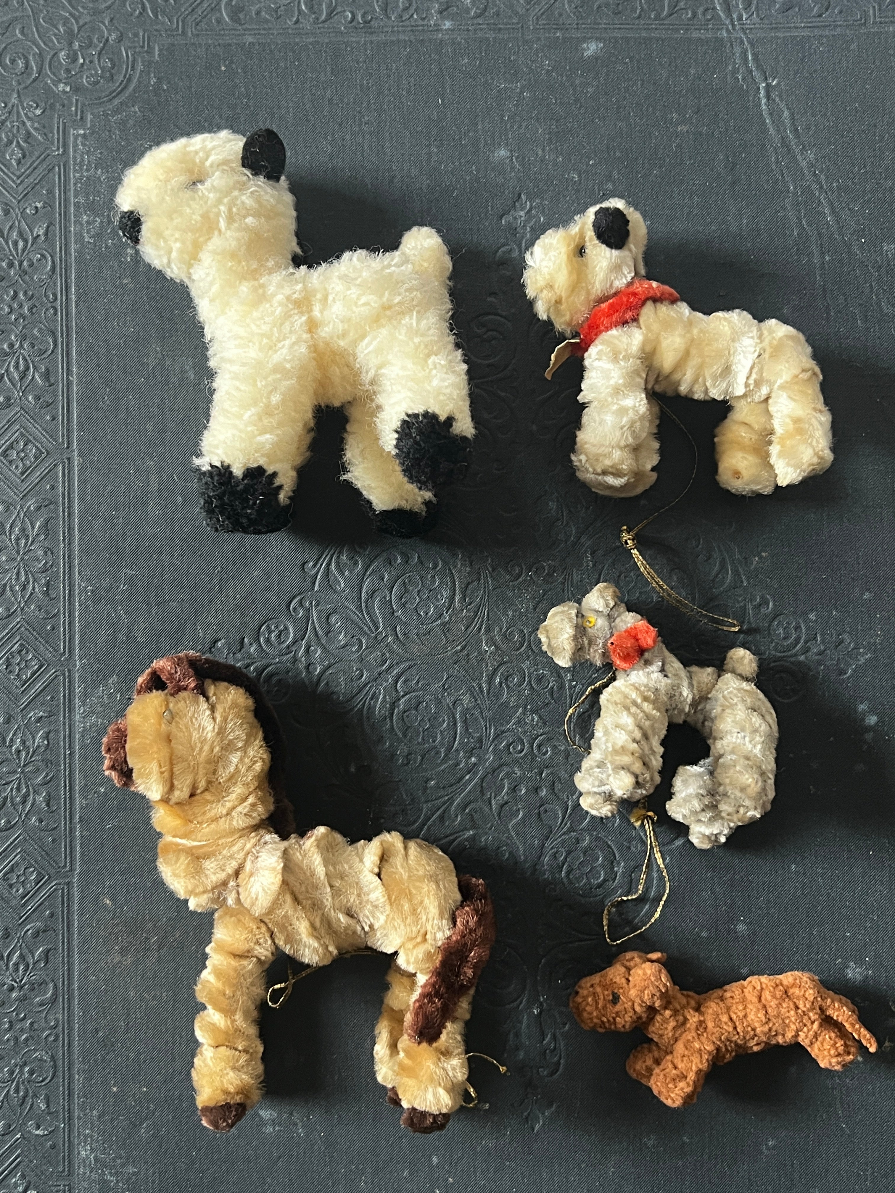 値下げしました　デッドストック　ARA社　1960年代 モール人形　13個 モール人形セット – France Antique 銀色アンティーク