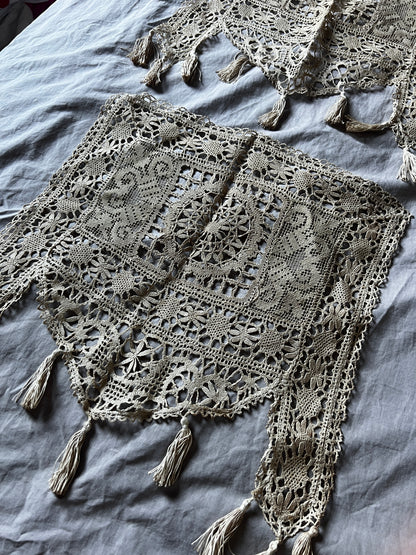 ★ボビンレースのミニカーテンセット