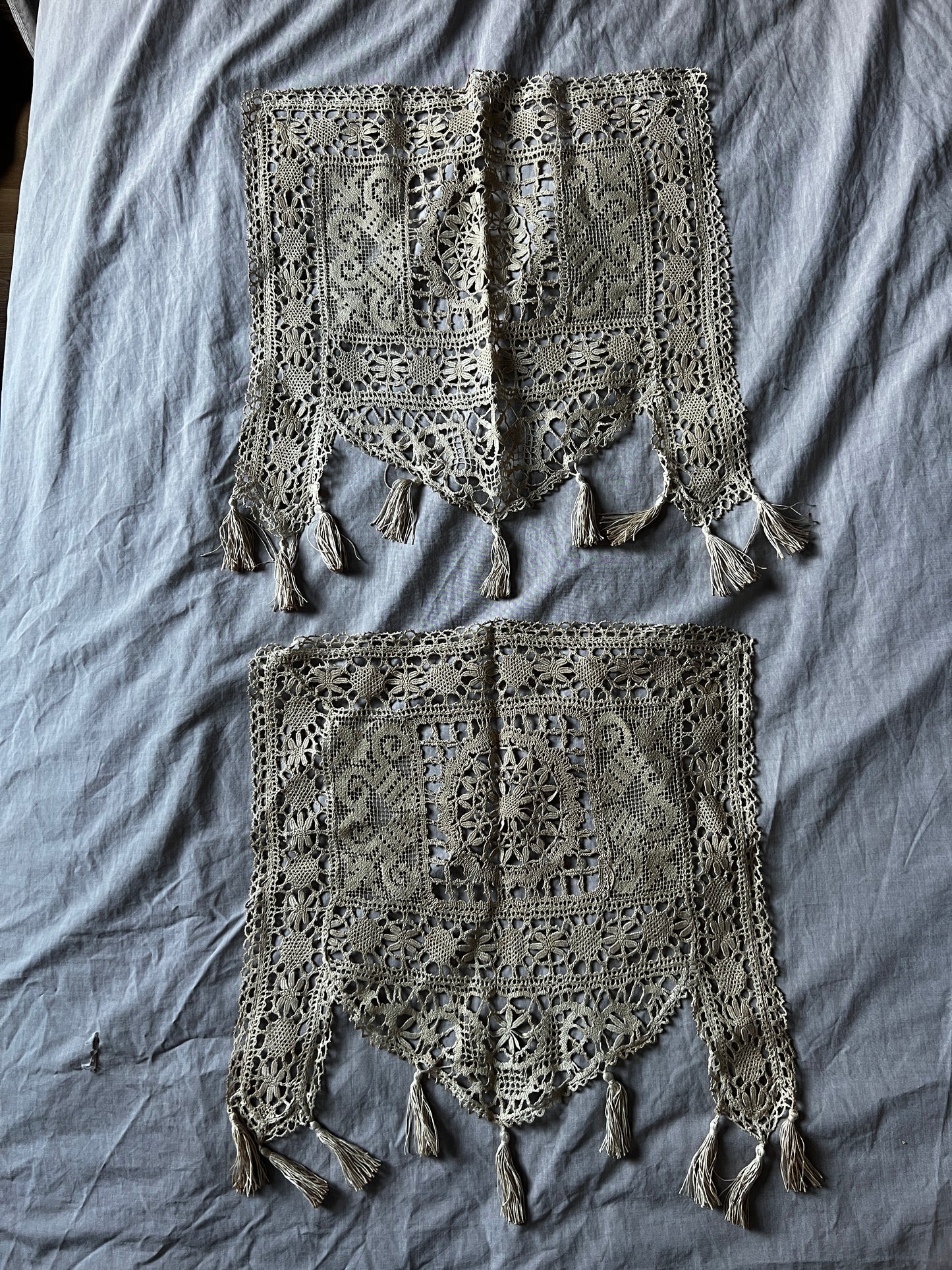 ★ボビンレースのミニカーテンセット