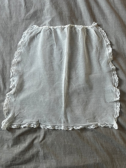 ドットチュールレースのミニカーテン