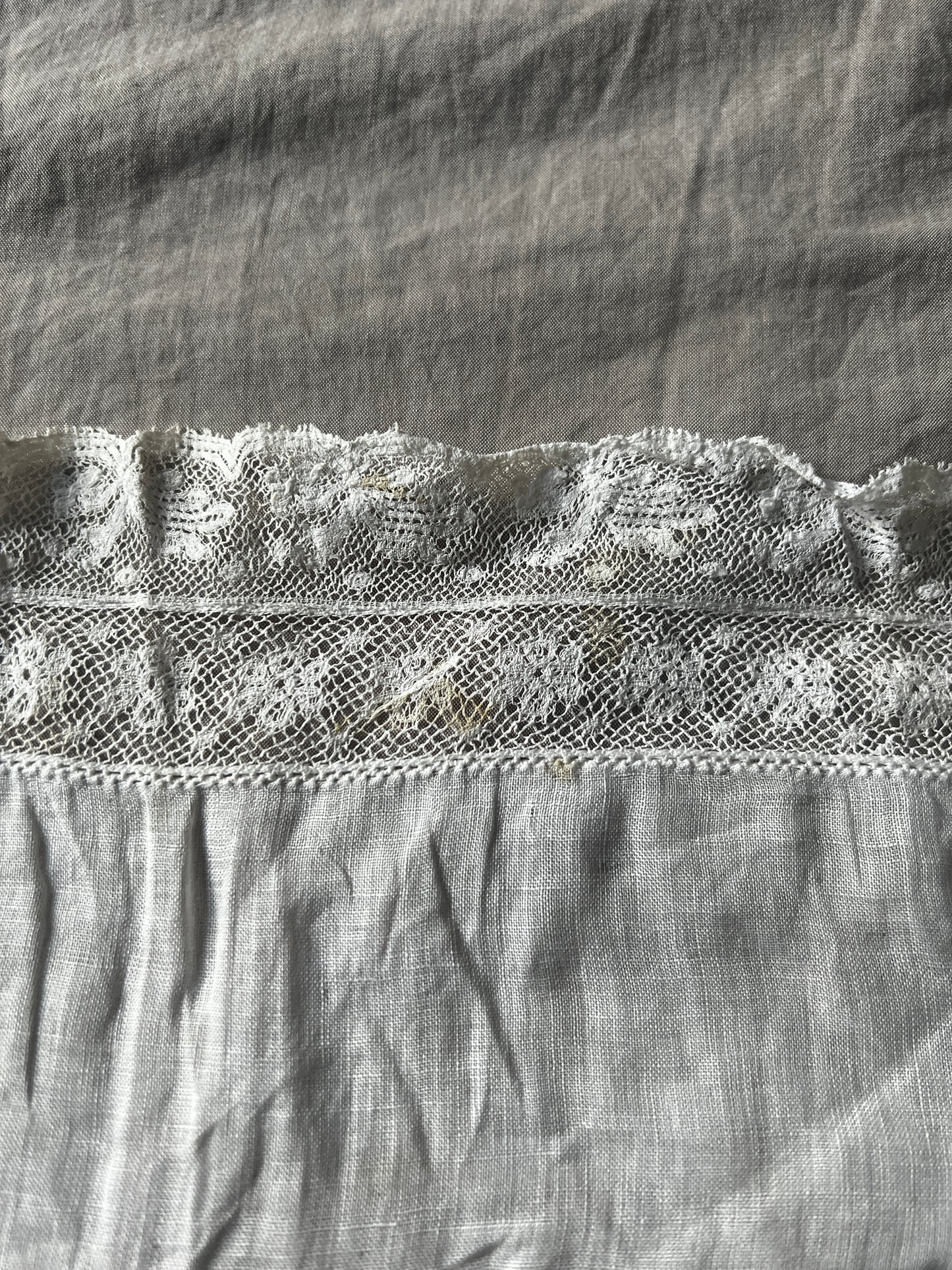 白刺繍クロス
