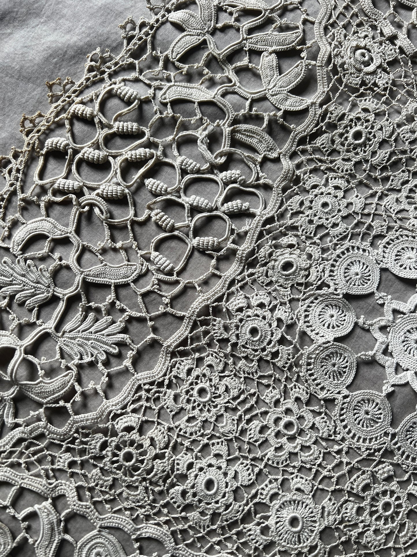 アイリッシュクロシェレース楕円形クロス