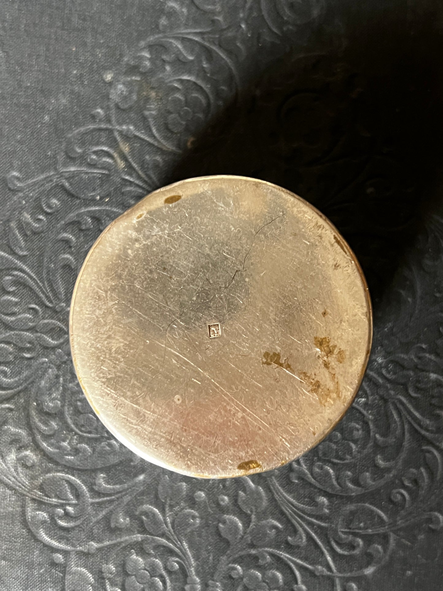 ★銀の小物ケース(薔薇)