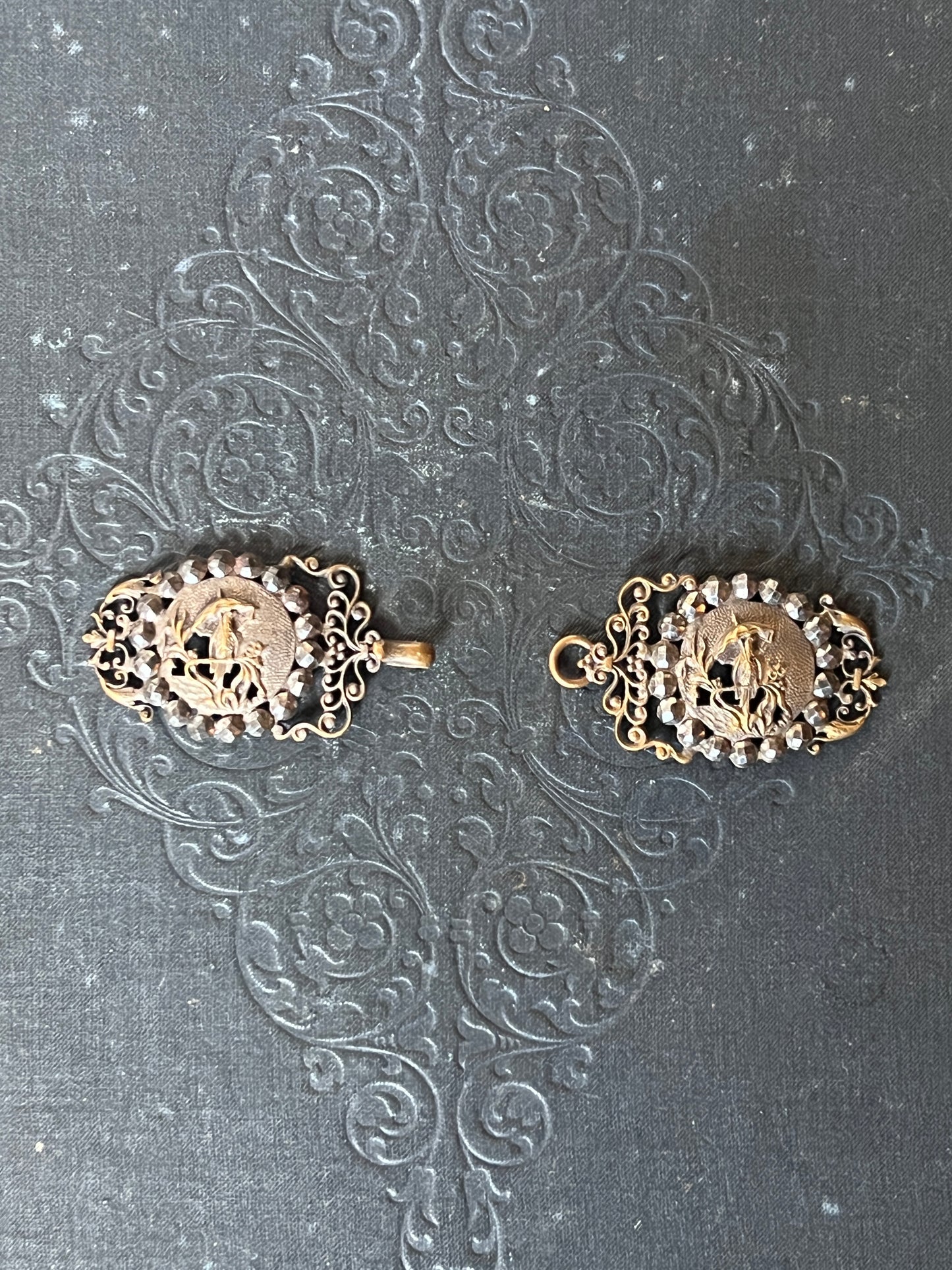 ★アンティーククラスプ