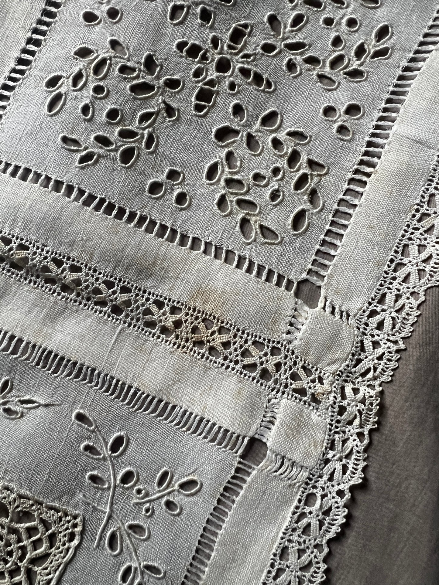 カットワーククロス