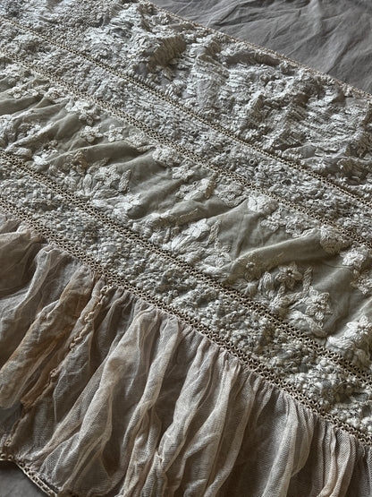 レース飾り端布(ダメージ)