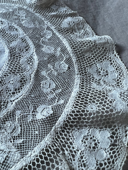 アンティークレースドイリー