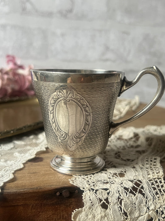 【ERCUIS】銀のカップ