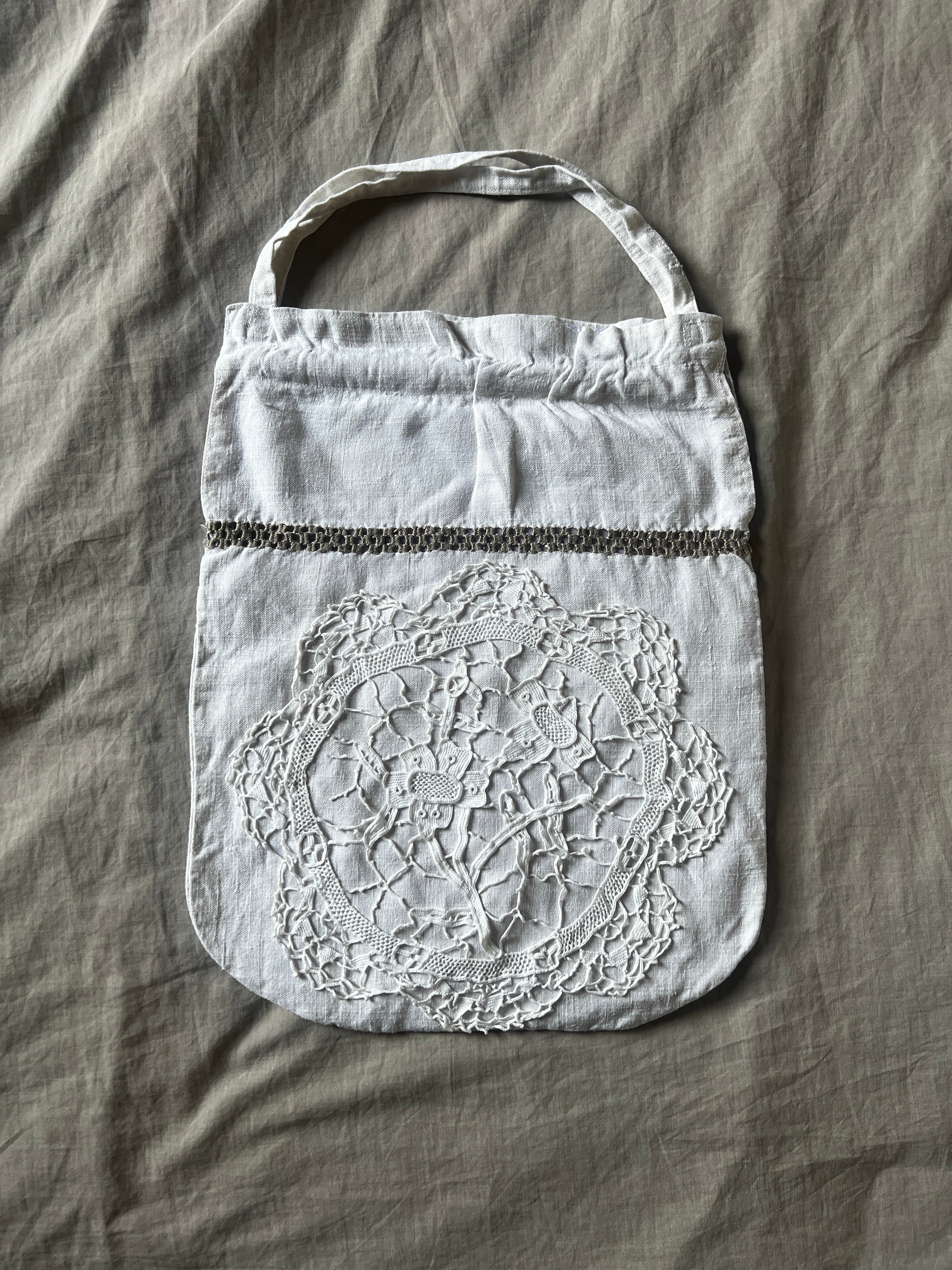 アンティークレースクレイジー額装 ギピュールレース - 西洋骨董・アンティーク レース・ドール