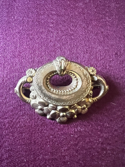 アンティークブローチ