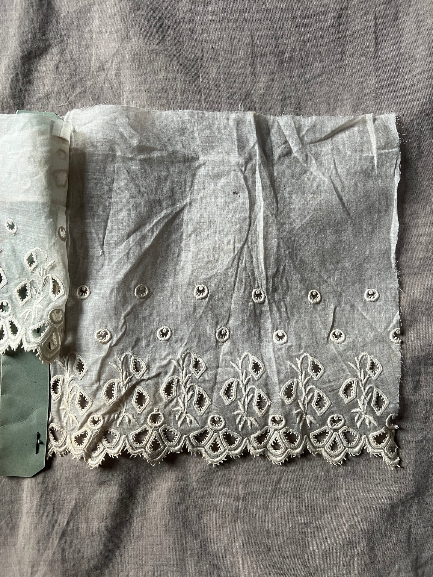 刺繍レース見本