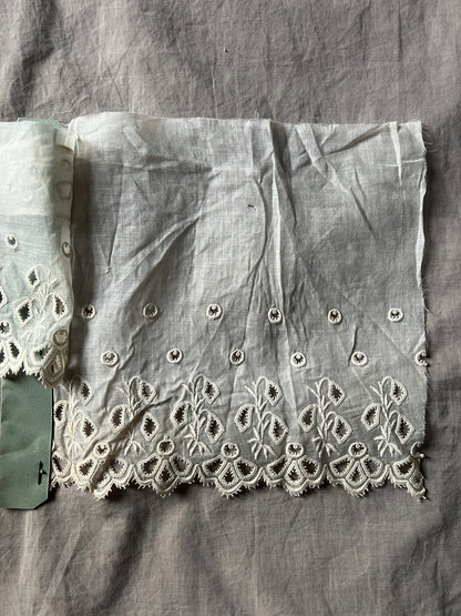 刺繍レース見本