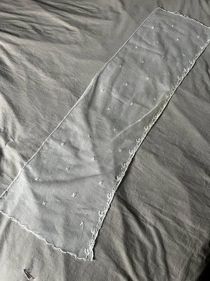 チュール刺繍レースミニヴェール