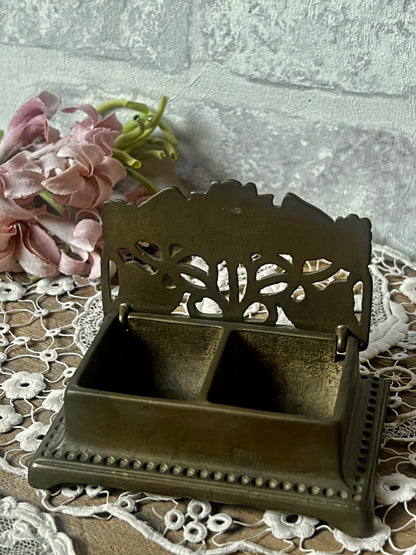 ★真鍮製切手入れ