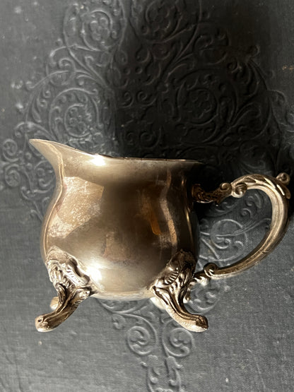 ★メタル製ミルクピッチャー