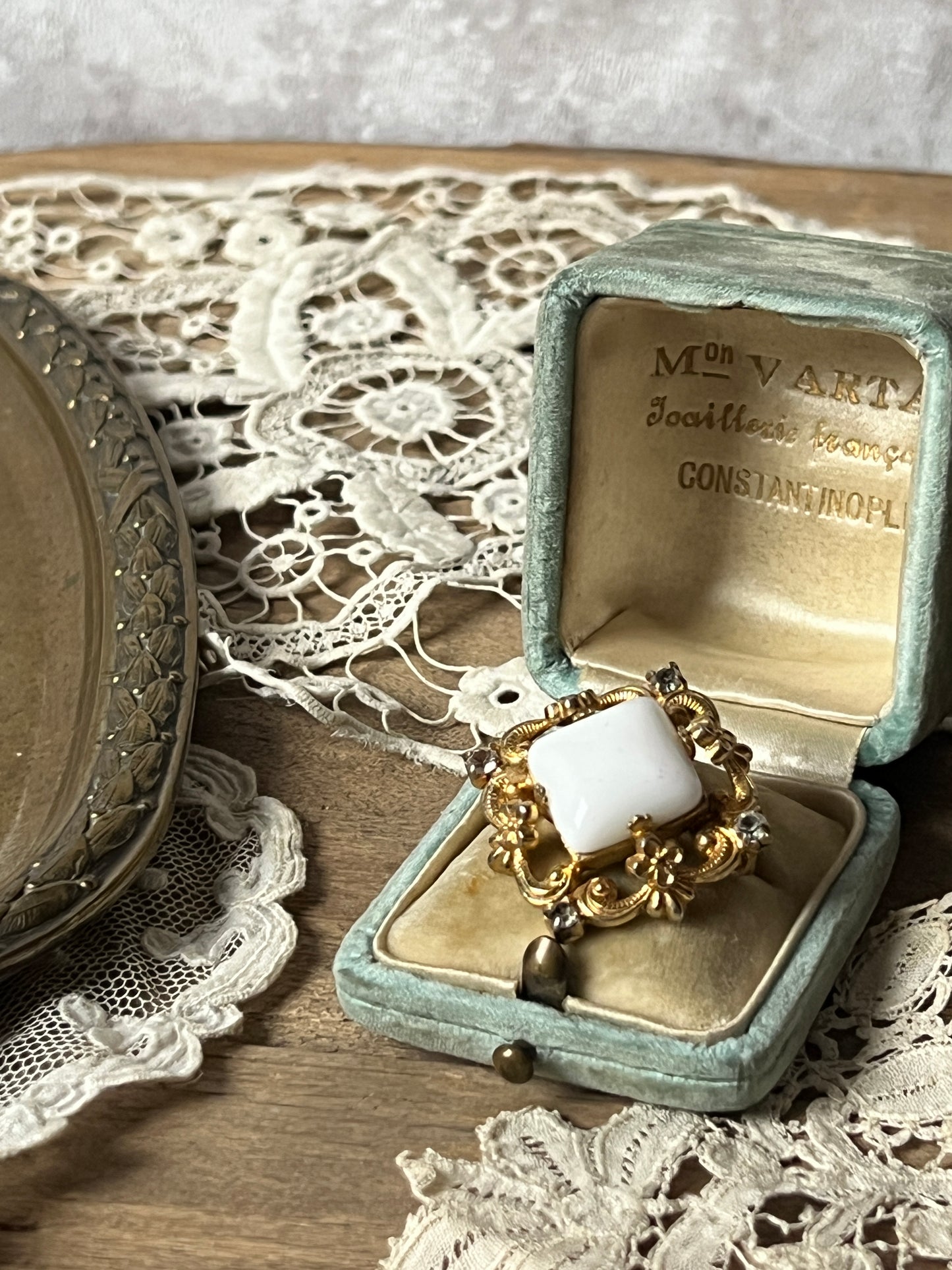 ★ビンテージブローチ