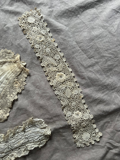 レースと刺繍の飾りパーツセット