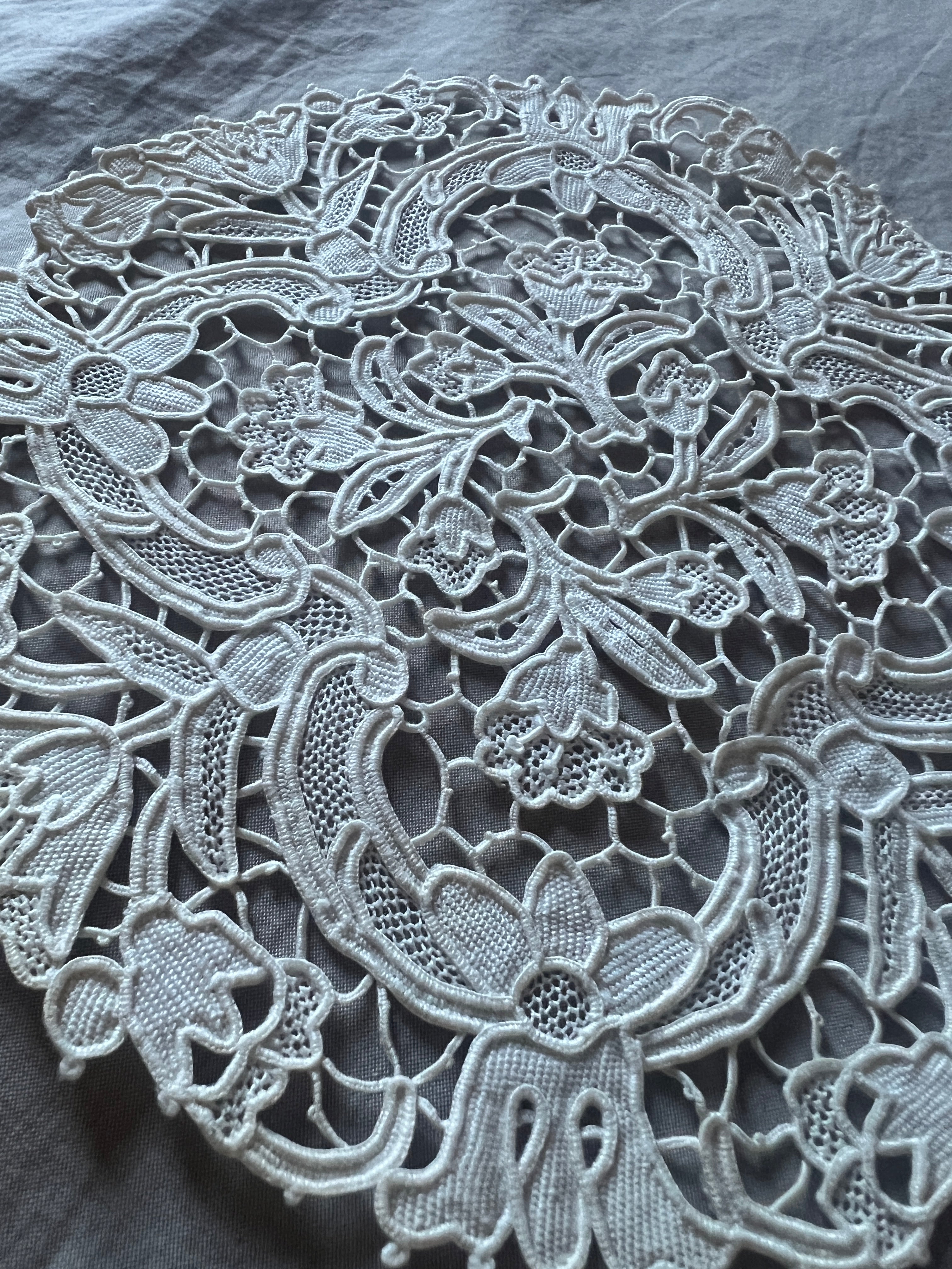 アンティークレース – France Antique 銀色アンティーク