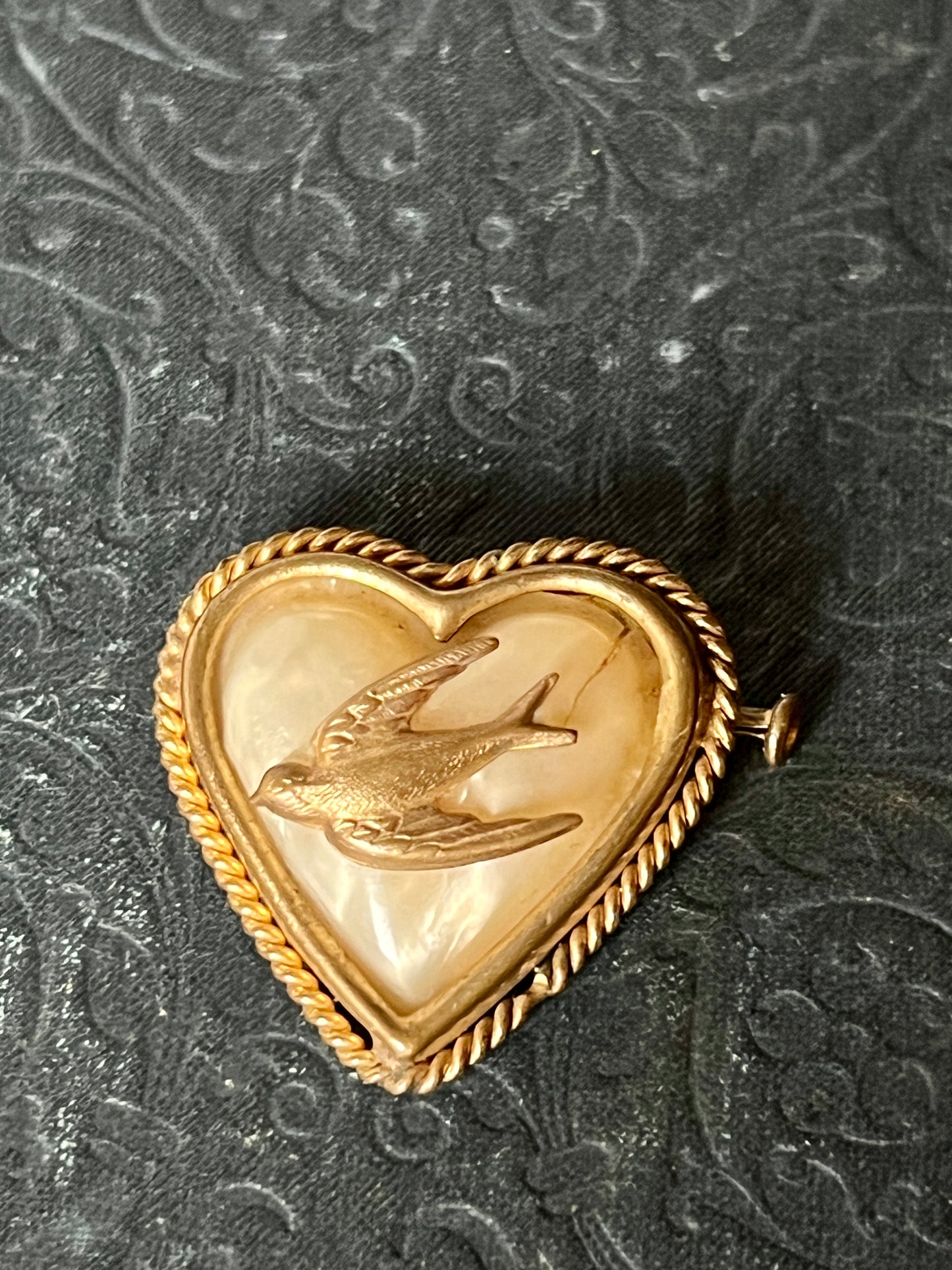 ★アンティークブローチ