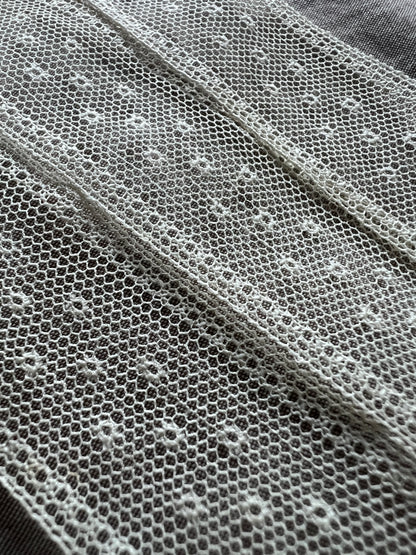 アンティークレース